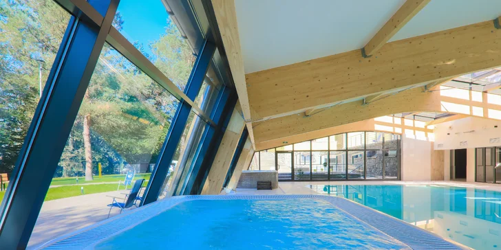 Pobyt v Ustroni s raňajkami alebo polpenziou a neobmedzeným wellness