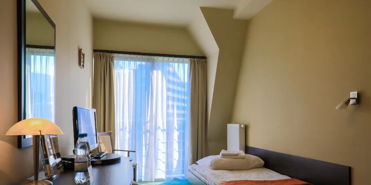 Pobyt v Ustroni s raňajkami alebo polpenziou a neobmedzeným wellness