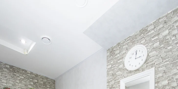 Kozmetické ošetrenia na omladenie pleti: Kolagénové nite, Carboxyterapia alebo mezopeeling