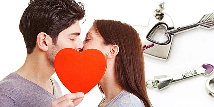 3,99 eur za 2 valentínske prívesky. Darujte vašej najdrahšej polovičke dizajnérske kúsky, ktoré im vždy pripomenú vašu lásku, so zľavou 55 %!