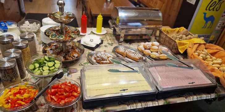 Aktívna dovolenka v Krkonošiach: rodinný penzión s raňajkami alebo polpenziou, wellness, zľava na športy