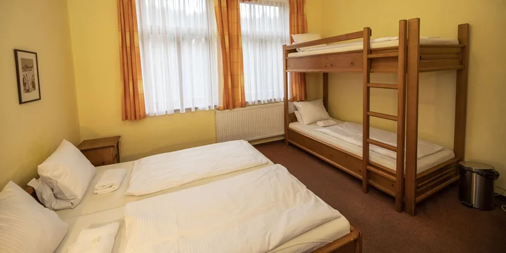 Aktívna dovolenka v Krkonošiach: rodinný penzión s raňajkami alebo polpenziou, wellness, zľava na športy