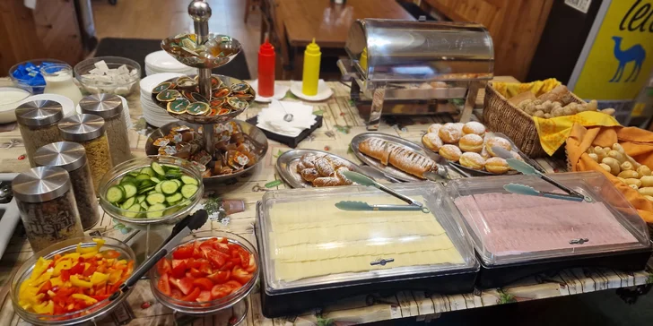 Aktívna dovolenka v Krkonošiach: rodinný penzión s raňajkami alebo polpenziou, wellness, zľava na športy