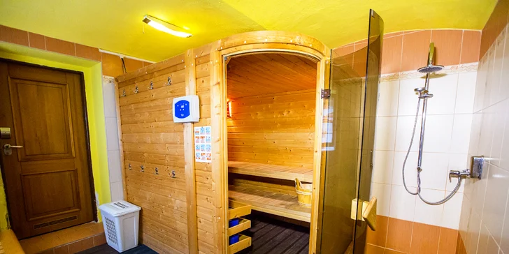 Aktívna dovolenka v Krkonošiach: rodinný penzión s raňajkami alebo polpenziou, wellness, zľava na športy