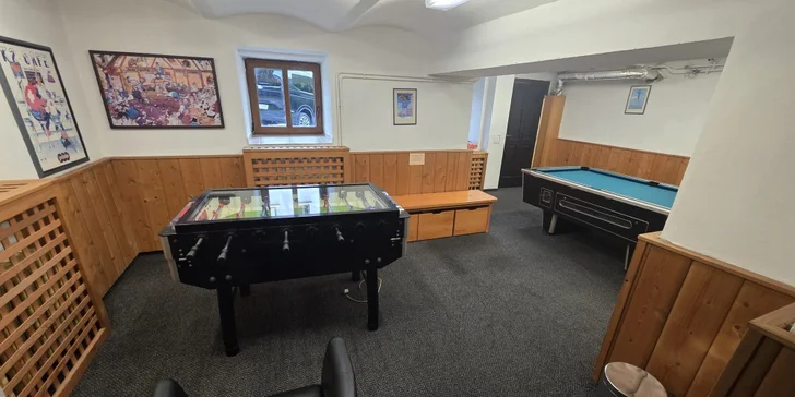 Aktívna dovolenka v Krkonošiach: rodinný penzión s raňajkami alebo polpenziou, wellness, zľava na športy