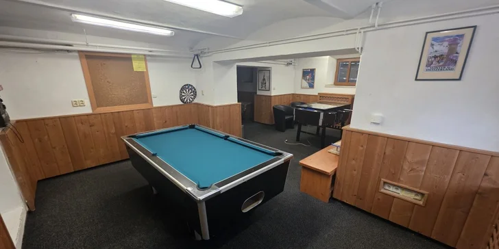 Aktívna dovolenka v Krkonošiach: rodinný penzión s raňajkami alebo polpenziou, wellness, zľava na športy