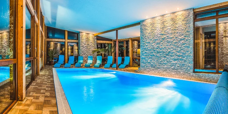 Pobyt na Liptove s raňajkami, neobmedzeným vstupom do vyhrievaného bazéna aj privátnym wellness