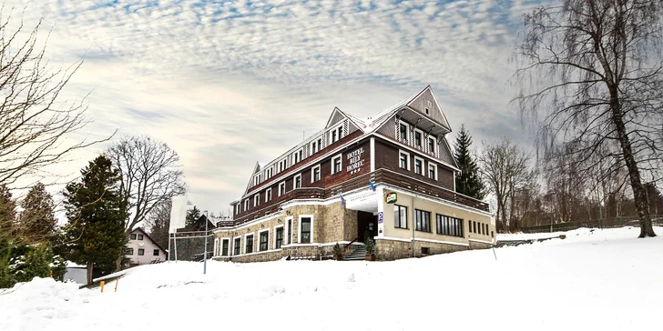 Oddych uprostred Harrachova: ubytovanie, polpenzia a neobmedzený vstup do wellness