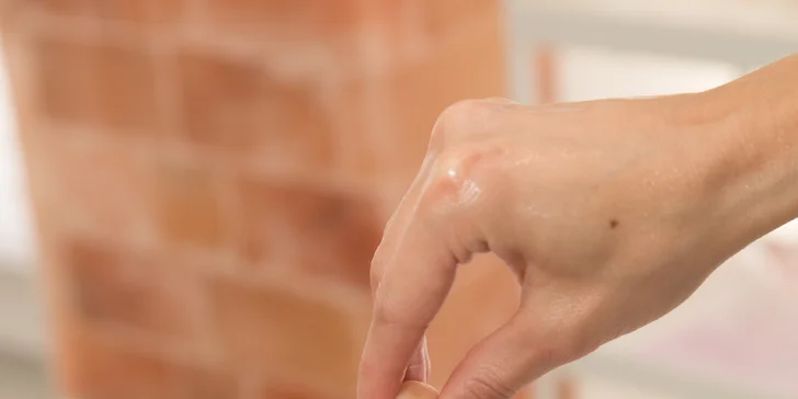 Masáže: klasická terapeutická, relaxačná pre tehotné ženy, reflexná masáž chodidiel či bankovanie