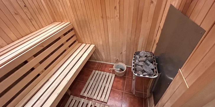 Penzión v obci Pec pod Sněžkou s raňajkami alebo polpenziou, saunou aj tenisom