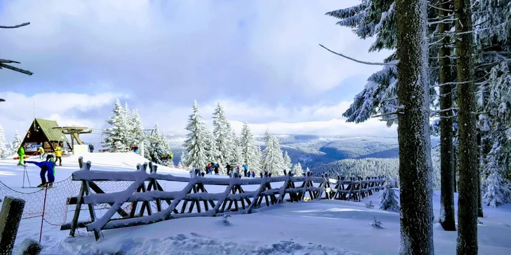 Pobyt v hoteli v centre Harrachova vrátane polpenzie aj špeciálna silvestrovská varianta