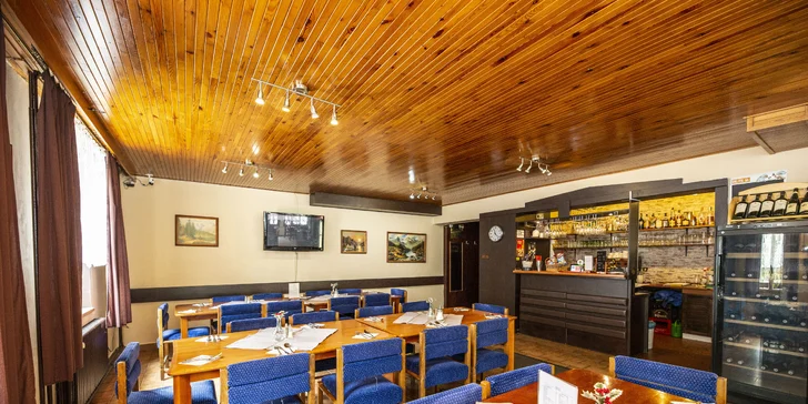 Pobyt v hoteli v centre Harrachova vrátane polpenzie aj špeciálna silvestrovská varianta