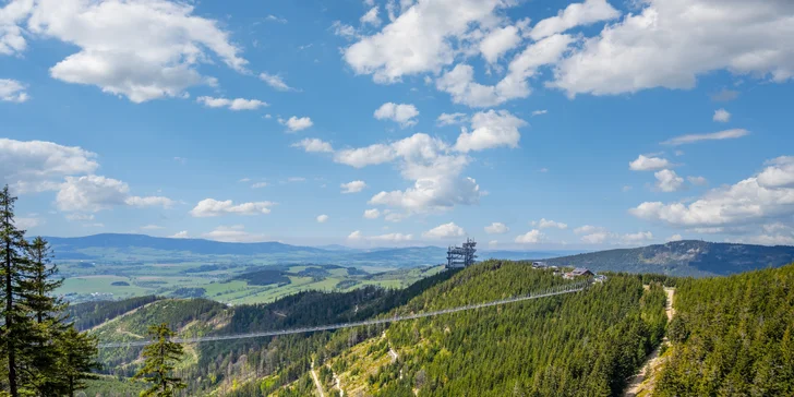 Dovolenka na Dolnej Morave: moderné poschodové apartmány, výhľad na Stezku v oblakoch, zjazdovky