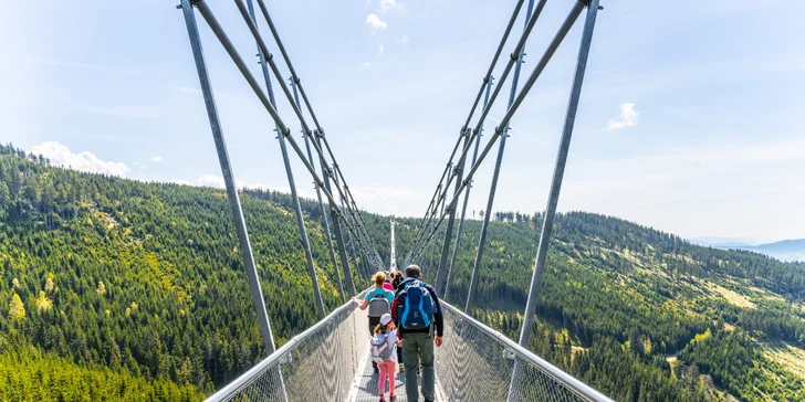 Dovolenka na Dolnej Morave: moderné poschodové apartmány, výhľad na Stezku v oblakoch, zjazdovky