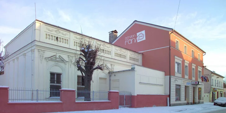 Pobyt v Karlových Varoch: penzión na okraji mesta, 3 km od Vřídla a kolonády