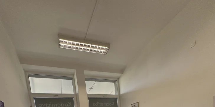 Darčekové poukazy v hodnote 30, 50 a 70 eur na kozmetické služby v Beauty zone by Veroni