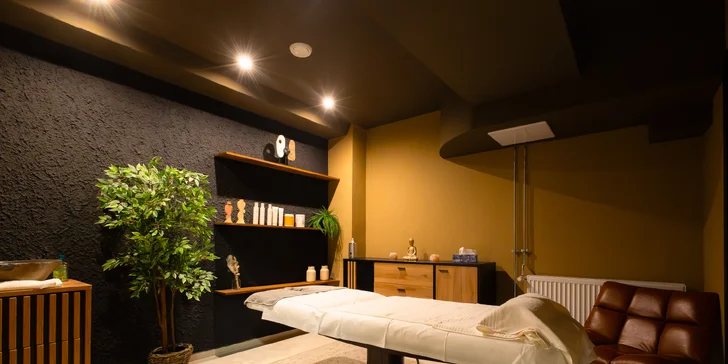 Relax vo vínnom kúpeli s občerstvením a pohárom vína pre 1 až 4 osoby