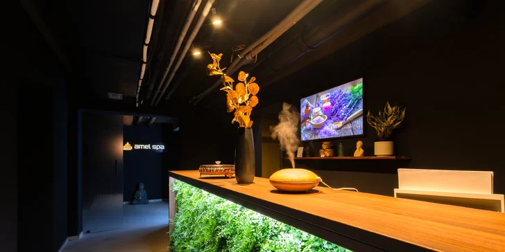 Relax vo vínnom kúpeli s občerstvením a pohárom vína pre 1 až 4 osoby