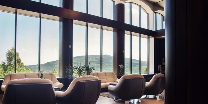 Pobyt v kúpeľnom meste Świeradów Zdrój: raňajky alebo polpenzia, wellness aj masáže