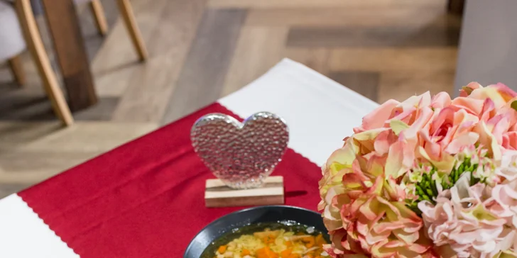 3-chodové menu pre dve osoby v útulnom penzióne SET