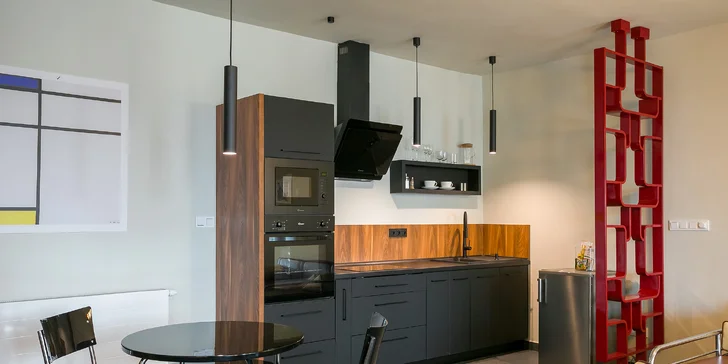 Unikátne ubytovanie na východe Čiech: zrenovovaný hotel, 4 dizajnové izby, raňajky aj privátne wellness