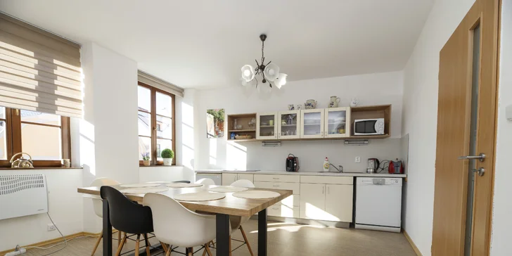 Apartmány v srdci Třebone až pre 4 osoby: výhľad na Zlatú stoku, vstup do Múzea marcipánu