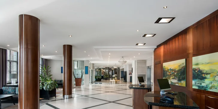 Spoznajte Wrocław: z pohodlia 5* hotela s raňajkami a saunou, 10 minút chôdze od hlavného námestia