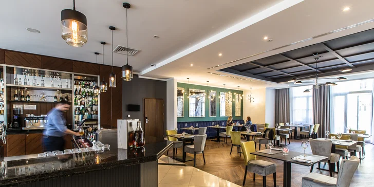 Spoznajte Wrocław: z pohodlia 5* hotela s raňajkami a saunou, 10 minút chôdze od hlavného námestia