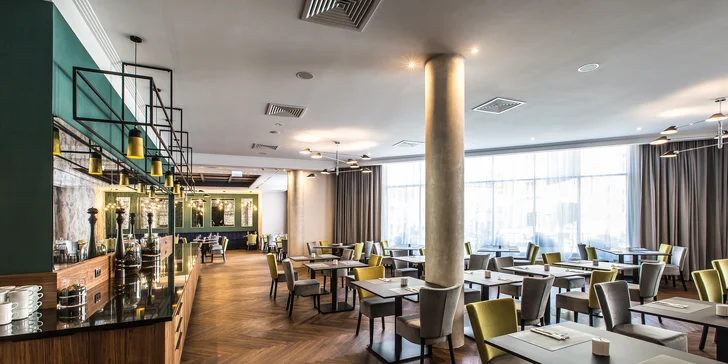 Spoznajte Wrocław: z pohodlia 5* hotela s raňajkami a saunou, 10 minút chôdze od hlavného námestia