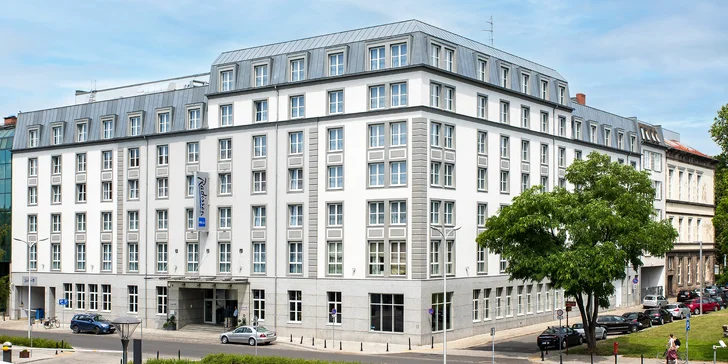 Spoznajte Wrocław: z pohodlia 5* hotela s raňajkami a saunou, 10 minút chôdze od hlavného námestia