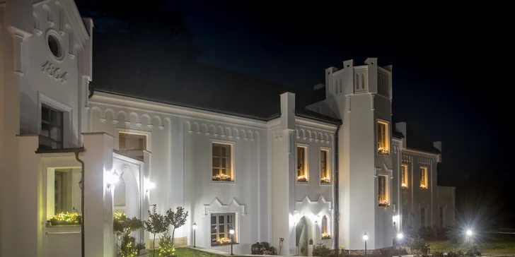 Romantický pobyt na zámku pri Havlíčkovom Brode: víno, raňajky aj degustačné menu