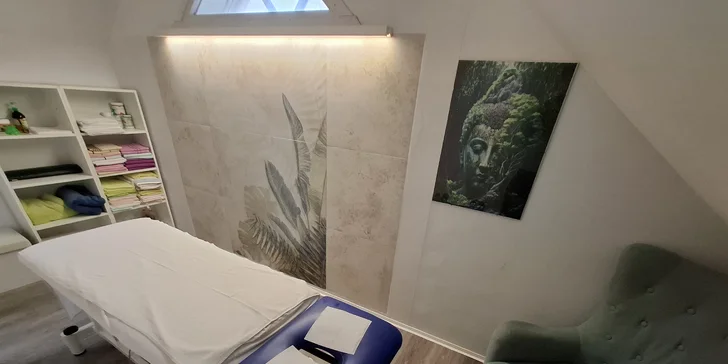 Bylinková, škoricová, kokosová alebo klasická masáž u nevidiaceho maséra