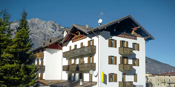 Talianske Alpy: horský hotel s polpenziou a turistickou kartou až pre 9 osôb