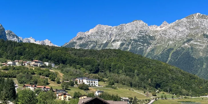 Talianske Alpy: horský hotel s polpenziou a turistickou kartou až pre 9 osôb