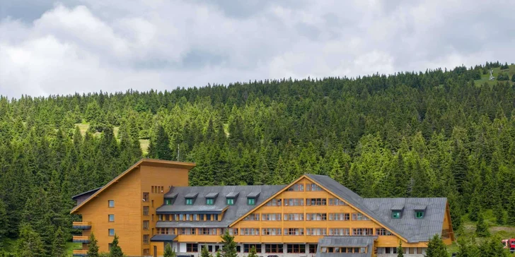 Ubytovanie v hoteli pod vrcholom Pradědu: raňajky alebo polpenzia aj wellness