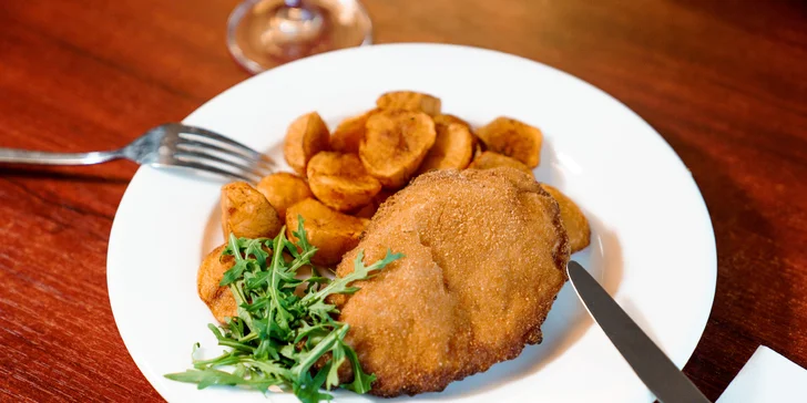 Ubytovanie v hoteli pod vrcholom Pradědu: raňajky alebo polpenzia aj wellness