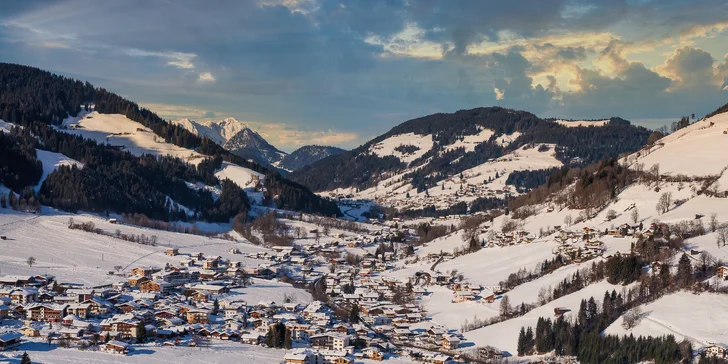 Pobyt v Tirolsku: hotel na zjazdovke, polpenzia plus, wellness aj karta výhod