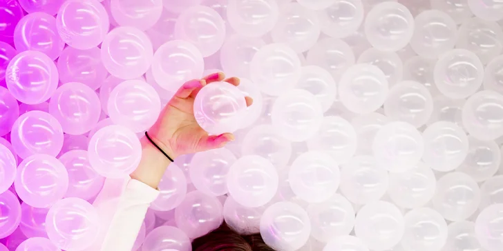 Zažiarte pred objektívom: Vstup do SELFIE ROOMS v CRAZY SiTY