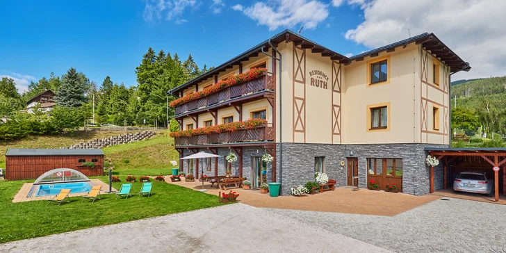 Relax v Janských Lázňach: pobyt s raňajkami, wellness a zábava nielen na lyžiach