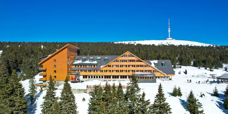 Ubytovanie v hoteli pod vrcholom Pradědu: raňajky alebo polpenzia aj wellness