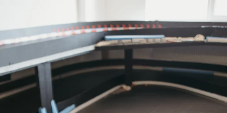 Jedinečná RC dráha na Orave: Jazdy na Revolt RC simulátore pre dospelých aj deti