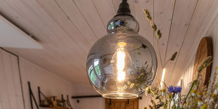 Luxusná maringotka Za humny so saunou v prírode neďaleko Bouzova a Javoříčskych jaskýň