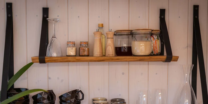 Luxusná maringotka Za humny so saunou v prírode neďaleko Bouzova a Javoříčskych jaskýň