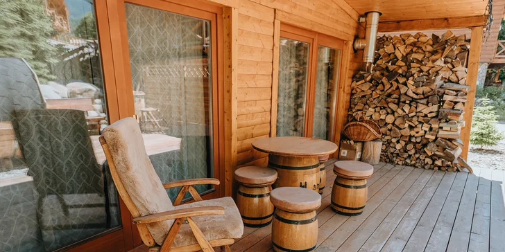 Mobilný domček v Tatranskej Lomici so súkromným wellness a polpenziou