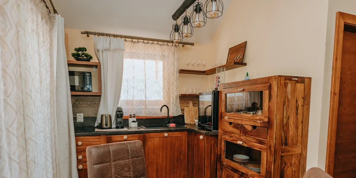 Mobilný domček v Tatranskej Lomici so súkromným wellness a polpenziou