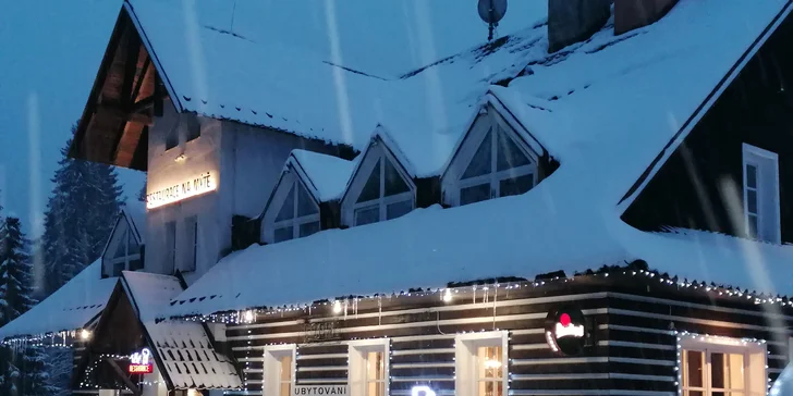 Pobyt v malebnej drevenici na okraji Harrachova s bohatou polpenziou formou bufetu