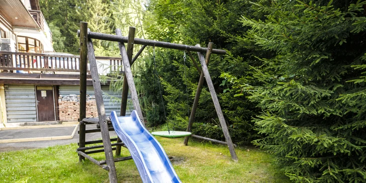 Pobyt v malebnej drevenici na okraji Harrachova s bohatou polpenziou formou bufetu