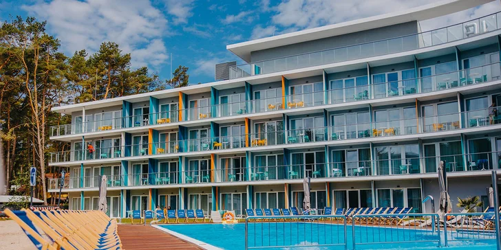 Luxusný hotel pri Baltskom mori: polpenzia, wellness, bazény, atrakcie pre deti a zábava nielen pre ne