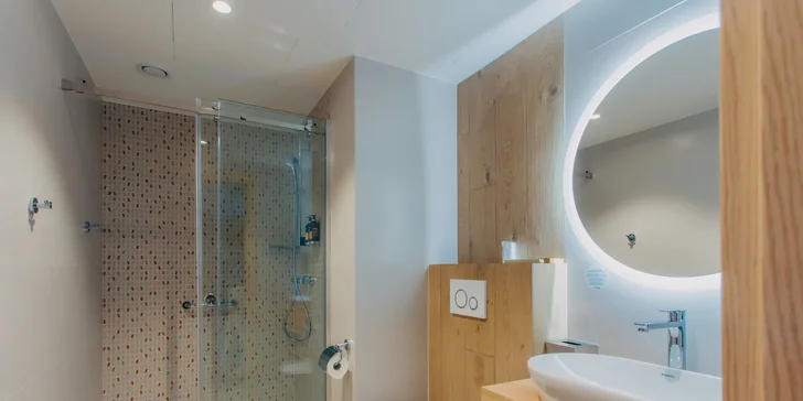 Luxusný hotel pri Baltskom mori: polpenzia, wellness, bazény, atrakcie pre deti a zábava nielen pre ne