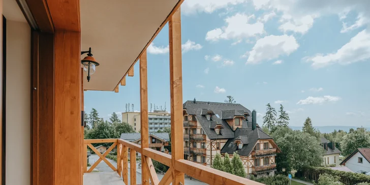 Chalety v Tatranskej Lomnici s neobmedzeným wellness a polpenziou